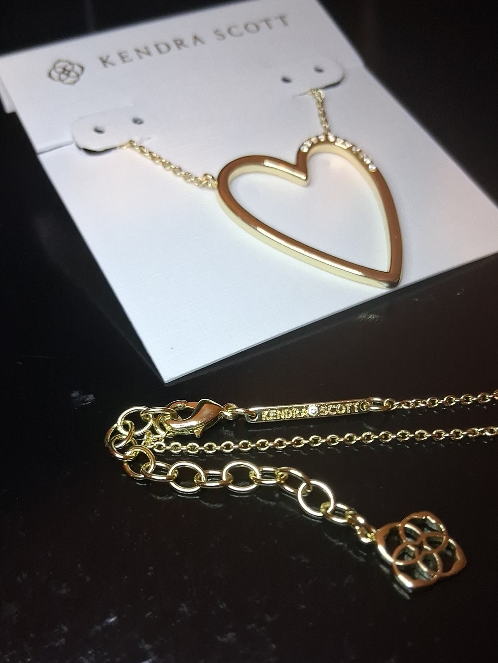 Kendra Scott Ansley Collection Open Heart Pendat Necklace In Gold New - Picture 3 of 4